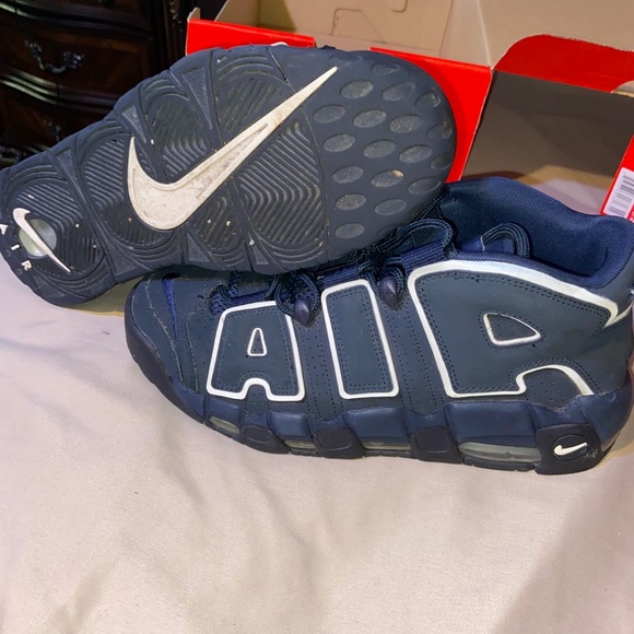 Navy Blue Scotty Pippen Uptempo 96’ Nikes